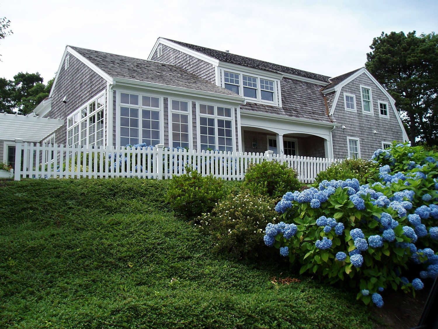 Plaza Midwood Property Managers
